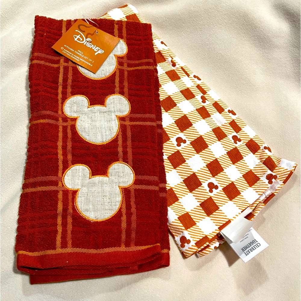 NWT Disney‎ Kitchen Towels